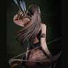 Lara Croft with Tucanos Figurine 7